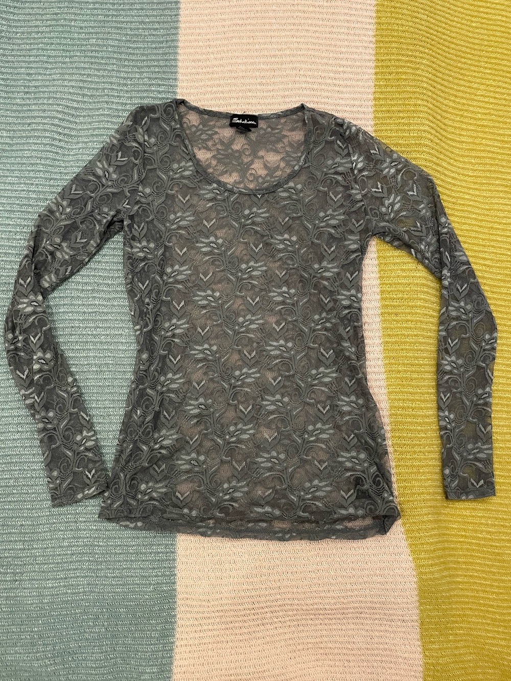 Gray Lace Long-Sleeve Scoop Neck Top